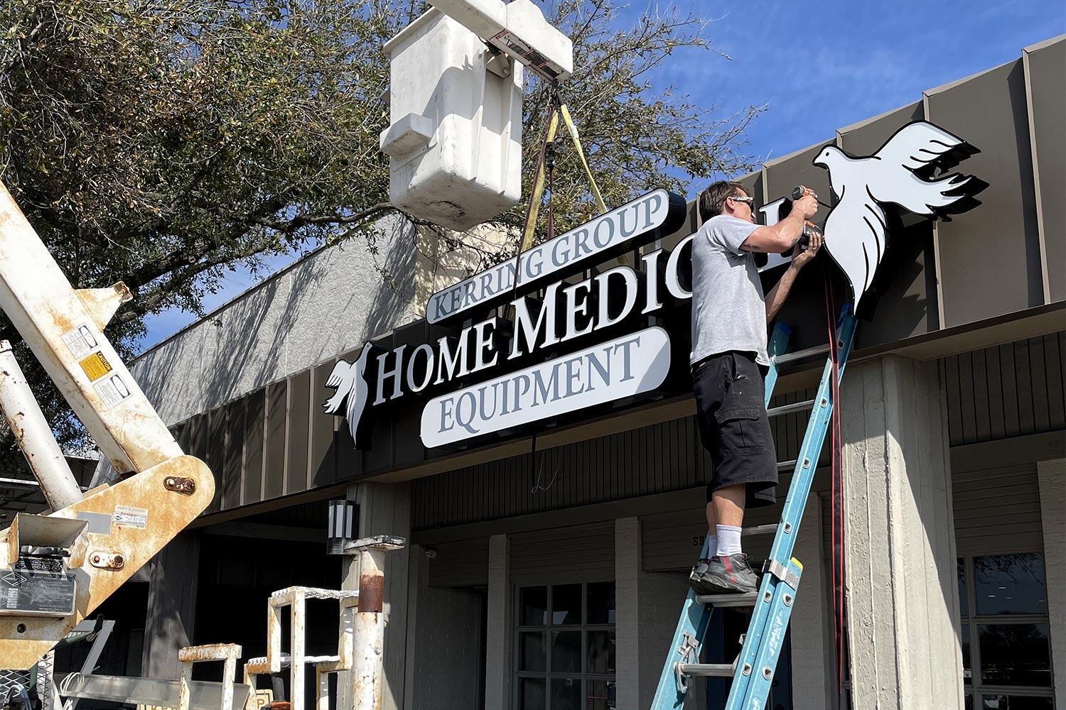 Services - North Loop Signs